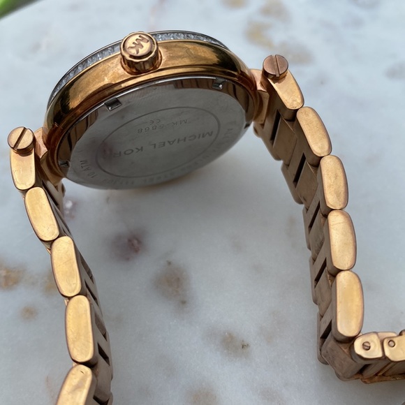 Michael Kors Women’s Watch MK5868 - Picture 7 of 7